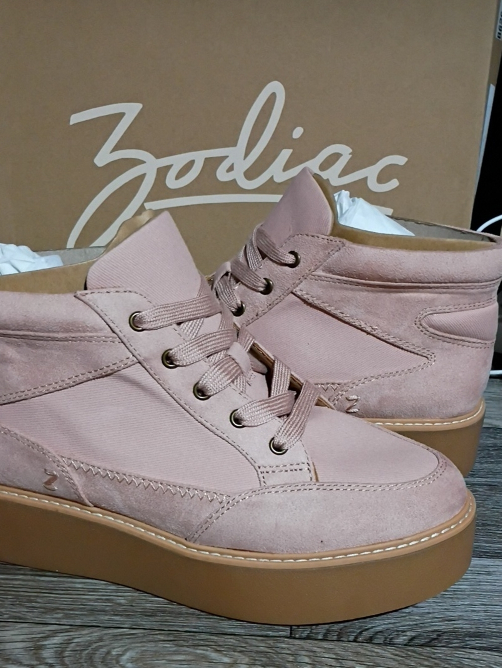 Zodiac Women's Dusty Pink Platform Sneakers